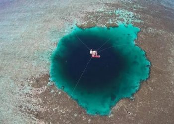 Un masivo agujero azul fue descubierto frente a costas mexicanas