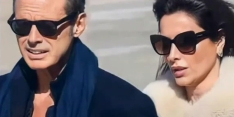 Luis Miguel fue captado con su pareja Paloma Cuevas en nuevas fotografías preparando un viaje