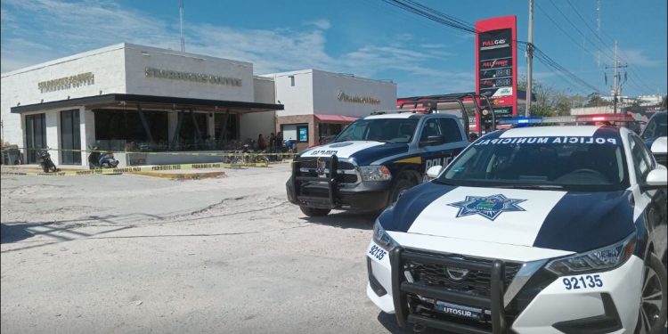 Ataque deja un  muerto y dos heridos en una sucursal de ‘Starbucks Coffee’ de Tulum