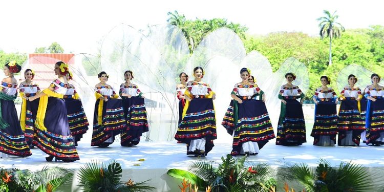 Florece El Edén; inicio algarabía con presentación a medios de 17 embajadoras