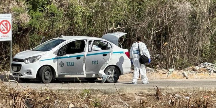 Ejecutan a dos sujetos en la carretera de Puerto Morelos-Playa del Carmen