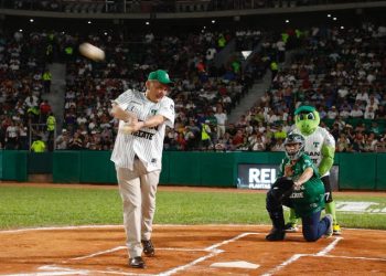 Se inauguro en Villahermosa, Tabasco, el Estadio Centenario 27 de febrero