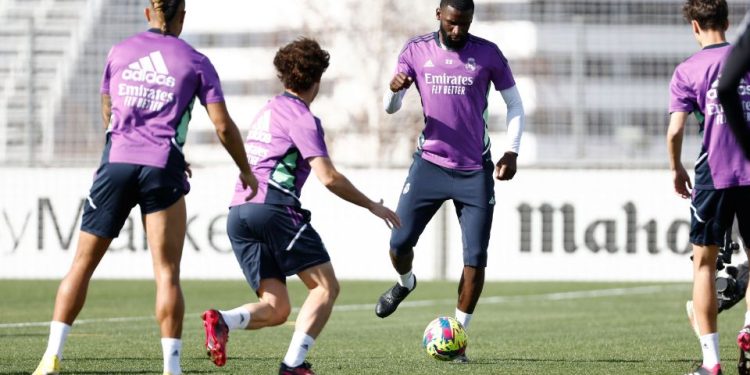 Karim Benzema, Eduardo Camavinga y Rodrygo del Real Madrid no jugarán en el duelo frente al Girona