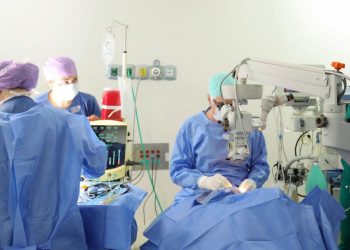 DIF Quintana Roo da por éxito la Primera Jornada de Cirugías Extramuros a personas con cataratas