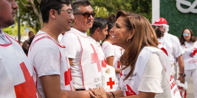 Mara Lezama encabezó la Colecta Nacional de la Cruz Roja en Quintana Roo
