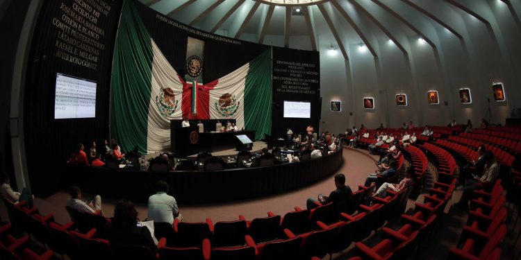 Analizarán en comisiones iniciativas en materia de medio ambiente y educación