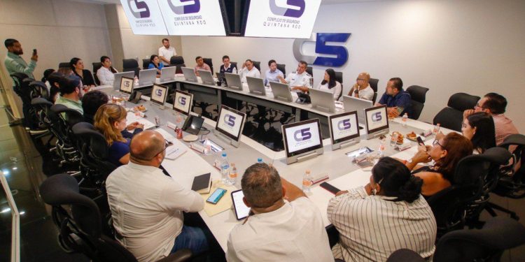 Sostienen legisladores reunión de trabajo en el C5 para analizar iniciativa de seguridad ciudadana