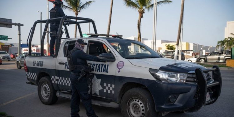 Investigan ataque armado en un bar que dejó seis muertos en Veracruz