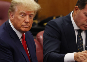 Donald Trump prometió permanecer en la carrera presidencial si es condenado por la serie de cargos de delitos graves