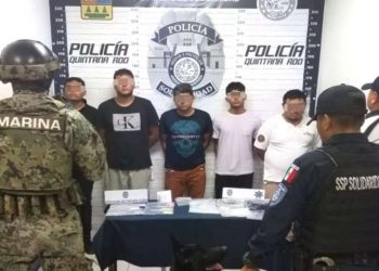 Capturan a cinco sujetos presuntos narcomenudistas en Playa del Carmen