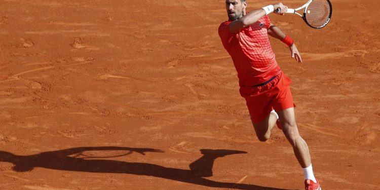 Novak Djokovic inició con el pie derecho su andadura en el Masters 1000 de Roma 2023