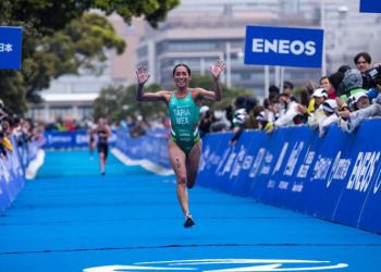 Rosa María Tapia le dio una medalla de plata histórica a México en Campeonato Mundial de Triatlón