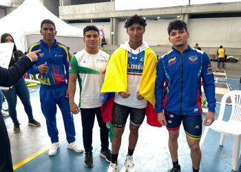 Quintanarroenses ganan medallas para México en el Panamericano de halterofilia
