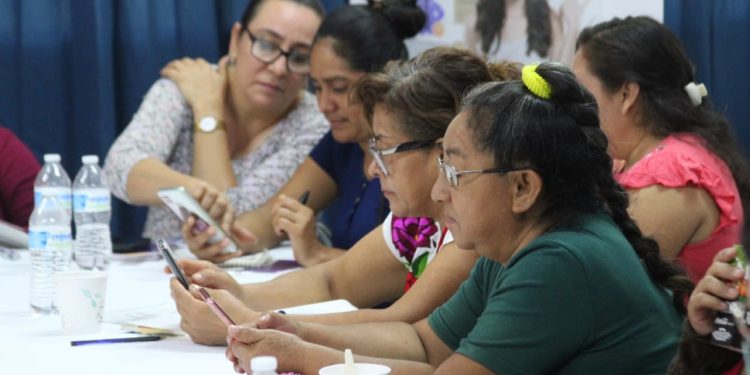 IQM impulsa a mujeres líderes en la Transformación Digital