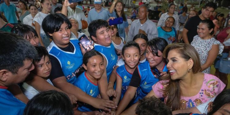 Mara Lezama rehabilita espacios públicos para reconstrucción del tejido social