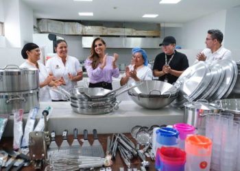 Invierte Mara Lezama 56 MDP en equipos para Hospital General “Dr. Jesús Kumate”