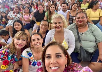 Mara Lezama en Villas Otoch toma protesta a Protectoras del Bienestar “Mujer es Vida”