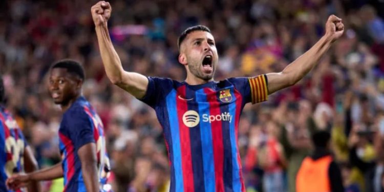 Barcelona anuncia su retiro de Jordi Alba
