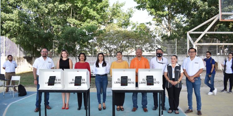 Suman acciones Sipinna y el Ieqroo para combatir la violencia en niñas y niños