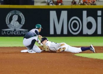 Generales de Durango vence 6-2 a Tigres de Quintana Roo en el Beto Ávila