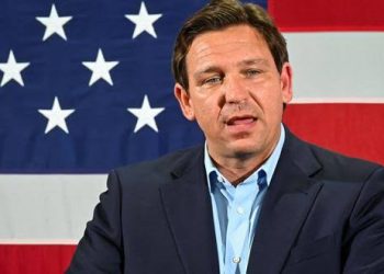 AMLO hace un llamado a los hispanos a qué no voten por Ron DeSantis