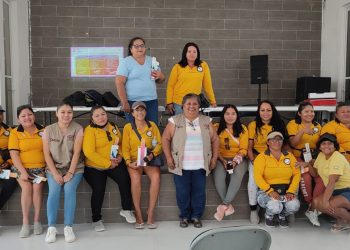 IQM capacita a mujeres taxistas de Holbox, en la prevención de la violencia