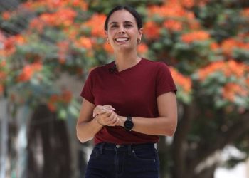 Ana Paty Peralta concreta logro en 4 colonia recién regularizadas