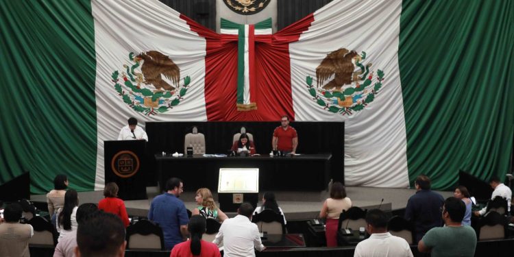 Aprueba XVII Legislatura reforma que garantizará útiles escolares para estudiantes, sin obstáculos operativos ni presupuestales