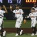Leones derrotaron a los Piratas en el primer juego de la serie