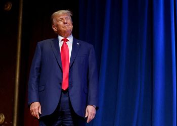 Pese a escándalos y acusaciones Trump mantiene ventaja entre republicanos