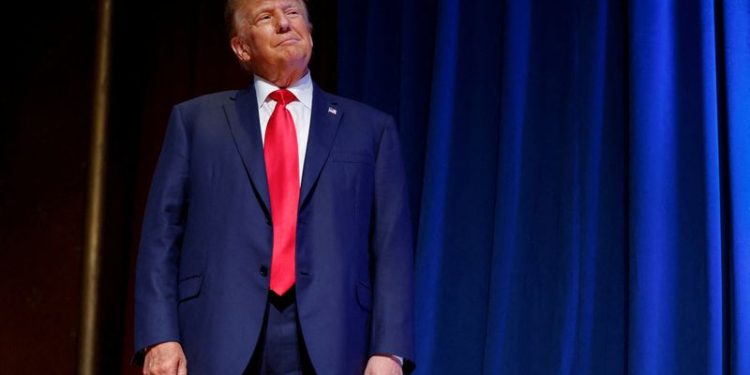 Pese a escándalos y acusaciones Trump mantiene ventaja entre republicanos