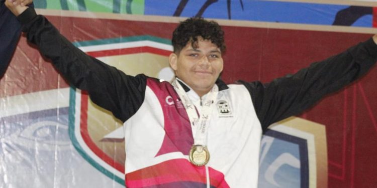 El gladiador chetumaleño Abraham Ávalos cosecha oro en los Nacionales CONADE 2023