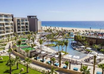 Hoteleros de Cancún reclaman a la CFE ante los cortes de energía