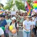 Marchan por el orgullo LGBTQ+ en Cancún