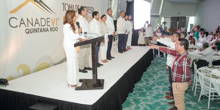 Mara Lezama toma protesta a Comité Directivo de Canadevi