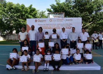 Sipinna y el Ieqroo toman protesta al Consejo de la Paz para el Combate del Acoso Escolar