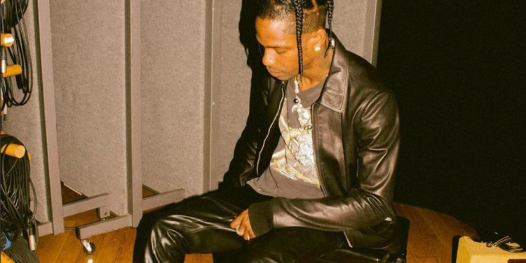 Travis Scott enfrenta cargos penales tras una aglomeración en el Astroworld Festival 2021