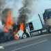 Fuerte accidente en la Autopista Zapotlanejo-Lagos, varios vehículos se incendian