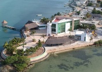 Isla Arena en Campeche colapsa por cierre del Complejo Turístico y Cultural