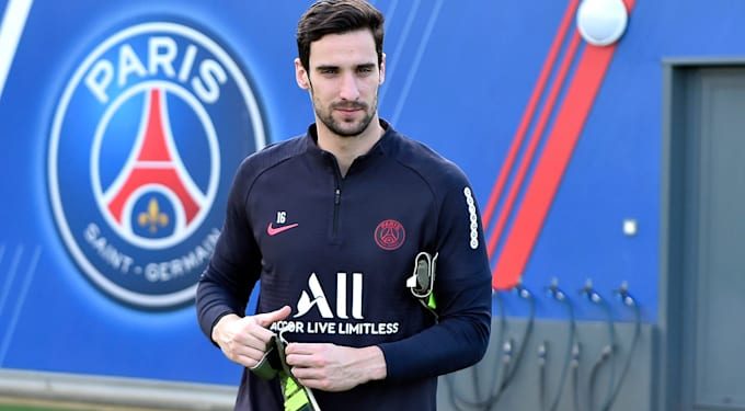Sergio Rico, portero del PSG sigue delicado de salud