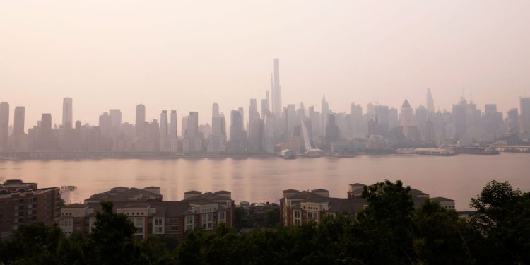 Nueva York reportó casos de asma debido a los incendios en Canadá