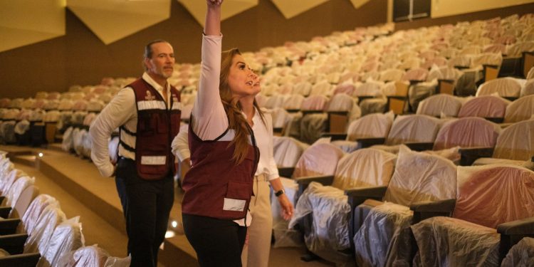 Anuncia Mara Lezama pronta inauguración del Teatro de Cancún