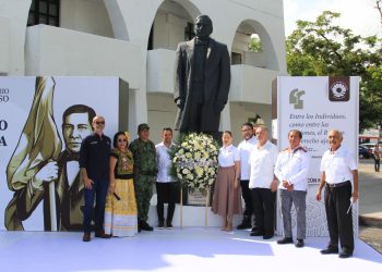 Conmemora gobierno municipal 151 aniversario luctuoso Benito Juárez García
