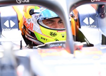 ‘Checo’ Pérez no se preocupa por su futuro en Red Bull