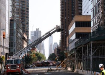 Se incendia y se desploma una Grúa en Nueva York dejando varios heridos