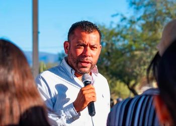 Alcalde de Matehuala es detenido y minutos después liberado por nexos con el crimen organizado