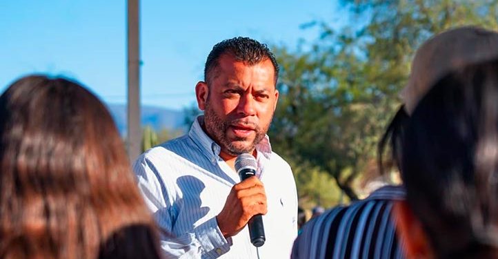 Alcalde de Matehuala es detenido y minutos después liberado por nexos con el crimen organizado