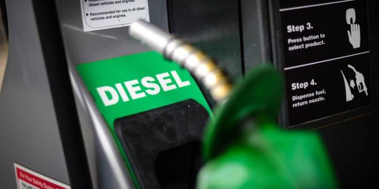 Impacta a transportistas del país el precio de Diesel