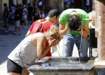 La OMM advirtió que la ola de calor superará los 40 grados Celsius