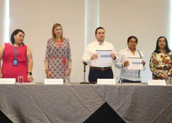 FGE de Tabasco y el Gobierno del Estado reciben el documento “Ruta de Detección y Canalización de las víctimas de trata de personas”